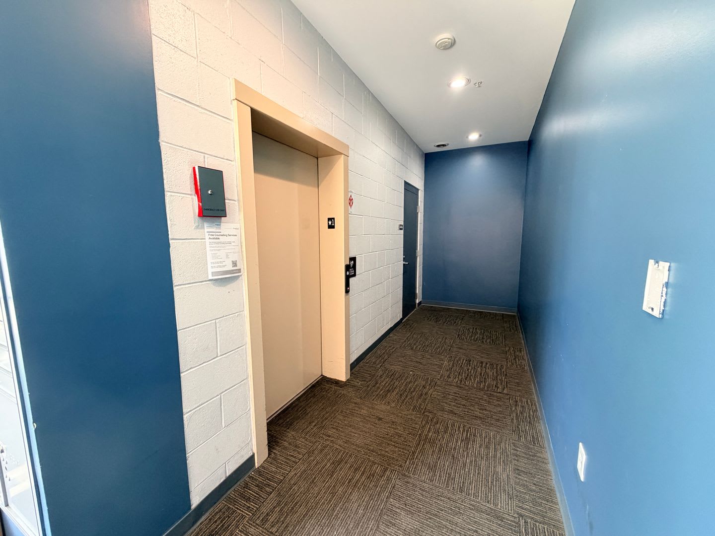 PRICE REDUCTION: 2 Bedroom/1 Bathroom Condo located at 3101 E 10th St. Unit 301 – photo 5
