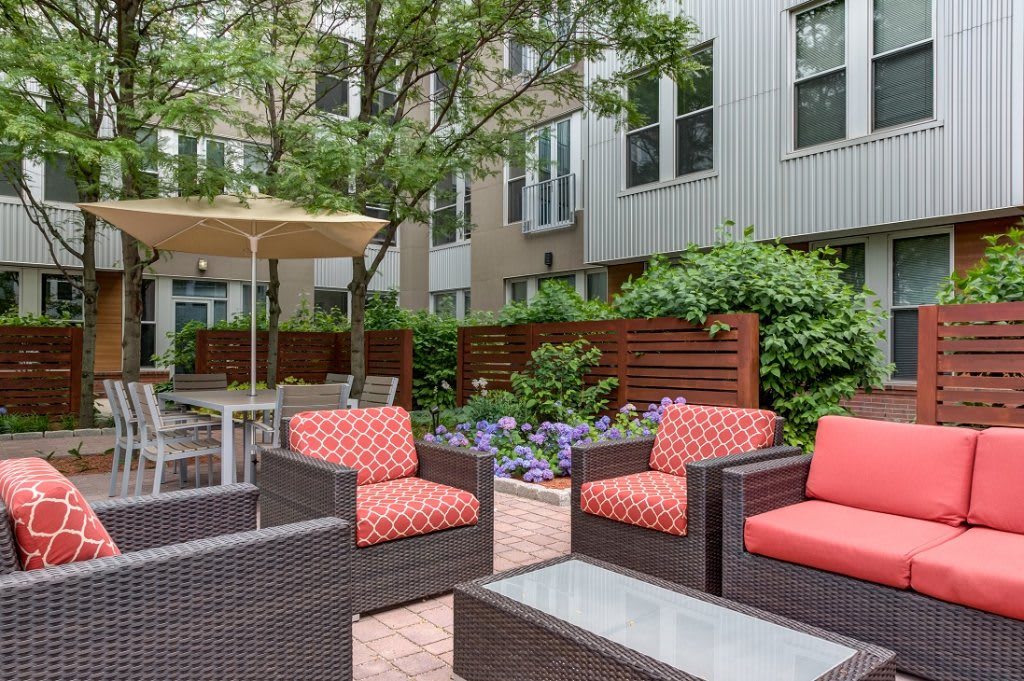 Mezzo Design Lofts – photo 5