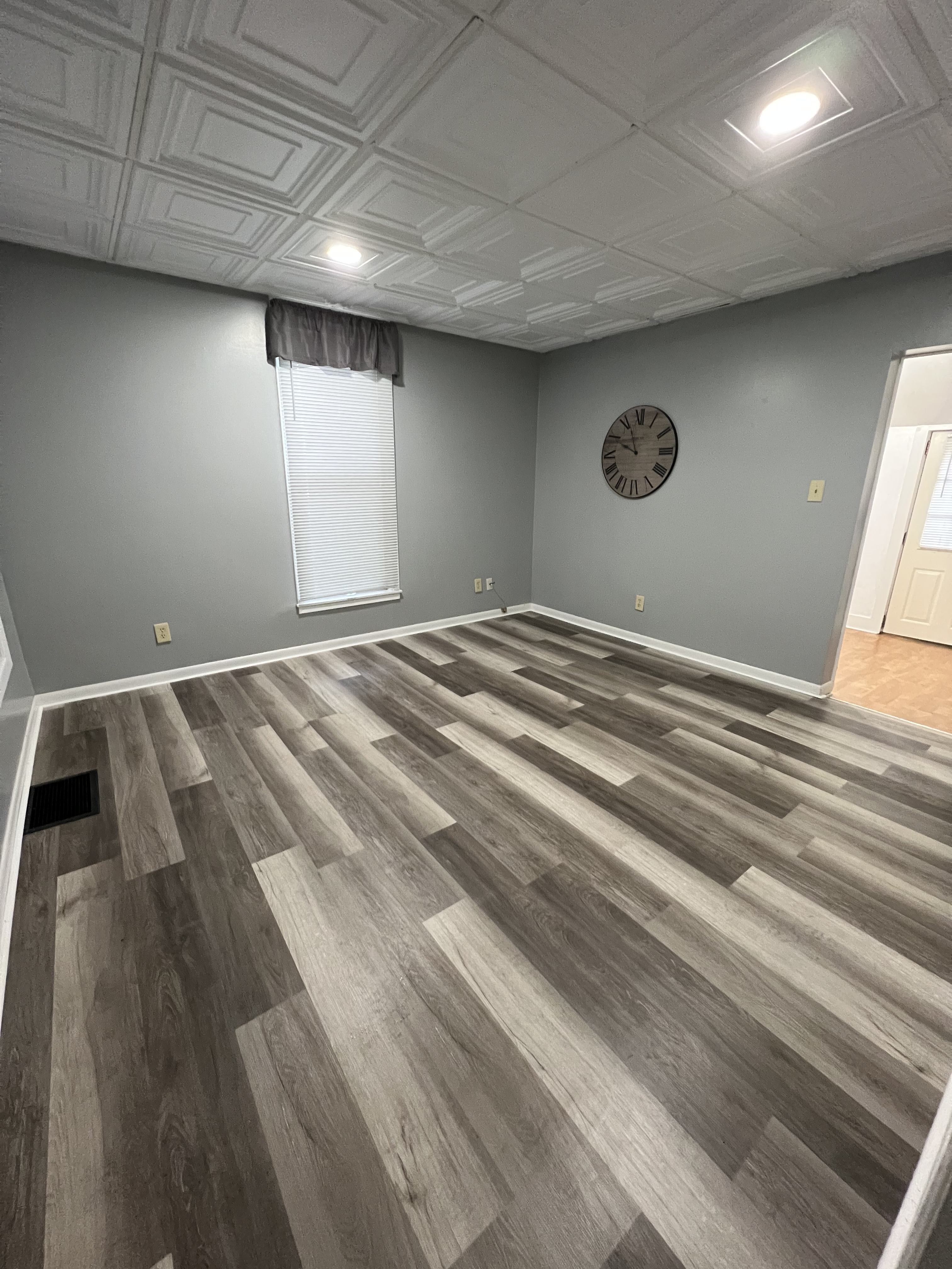 2325 Madison Avenue – photo 1