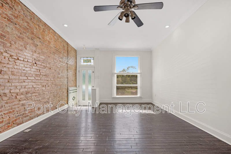 207 South Ellwood Avenue – photo 5