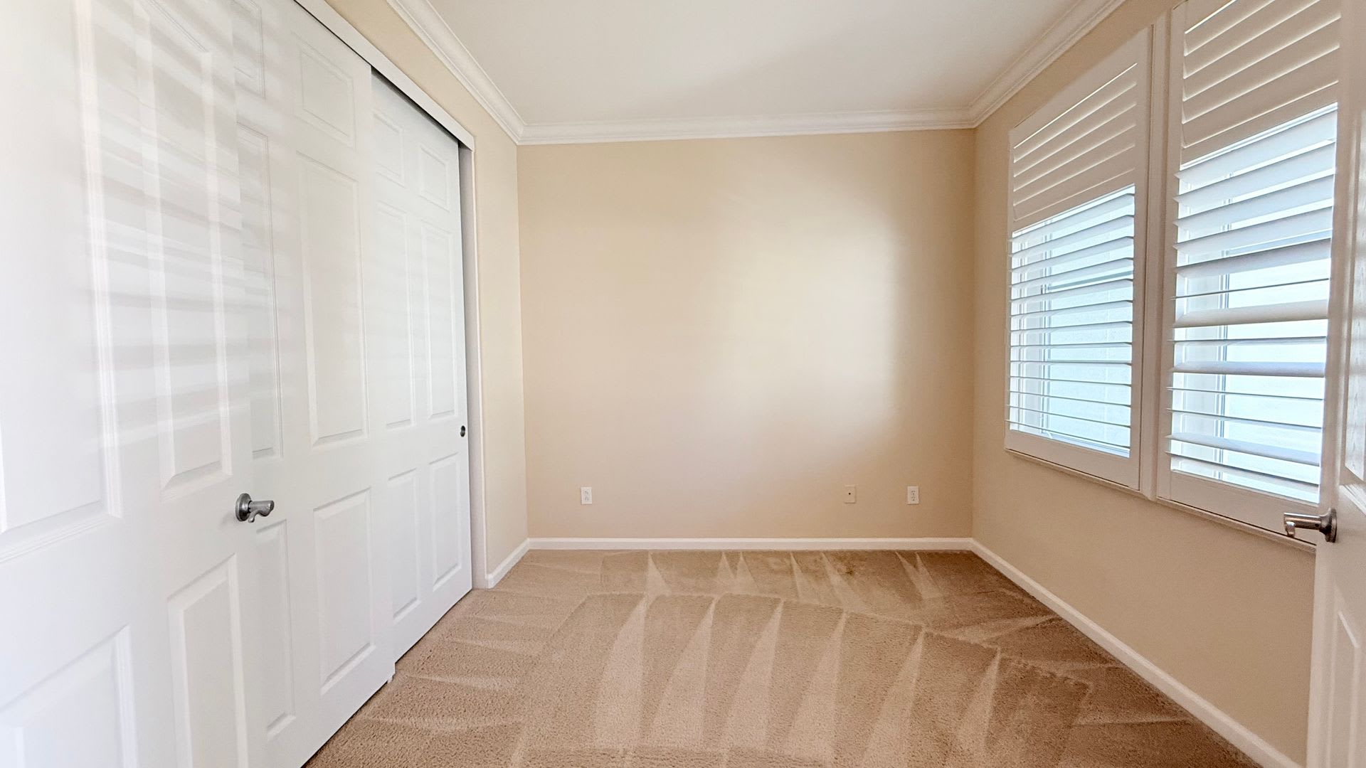 Beautiful 4BD/3BA, Two-Story Townhome in Alamo Creek, Danville- Available NOW! – photo 5