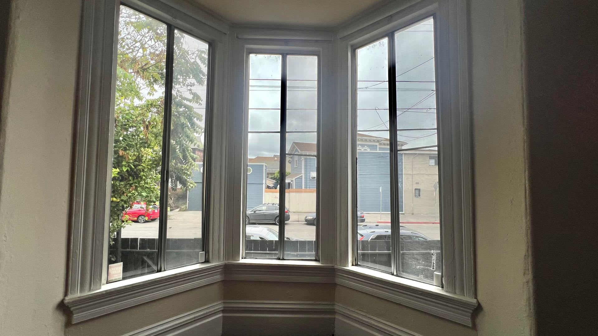 Sweet Charm 4Bd 1 5Ba Victorian House In West Oakland – photo 3