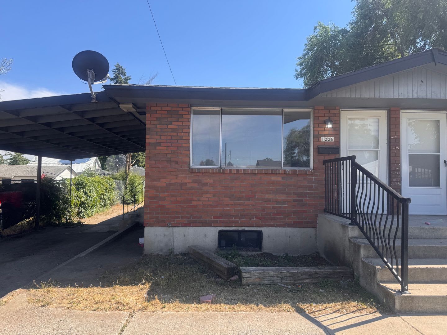 Welcoming 3 Bed, 1 Bath Home in Spokane *SPECIAL: $500 OFF!* – photo 1
