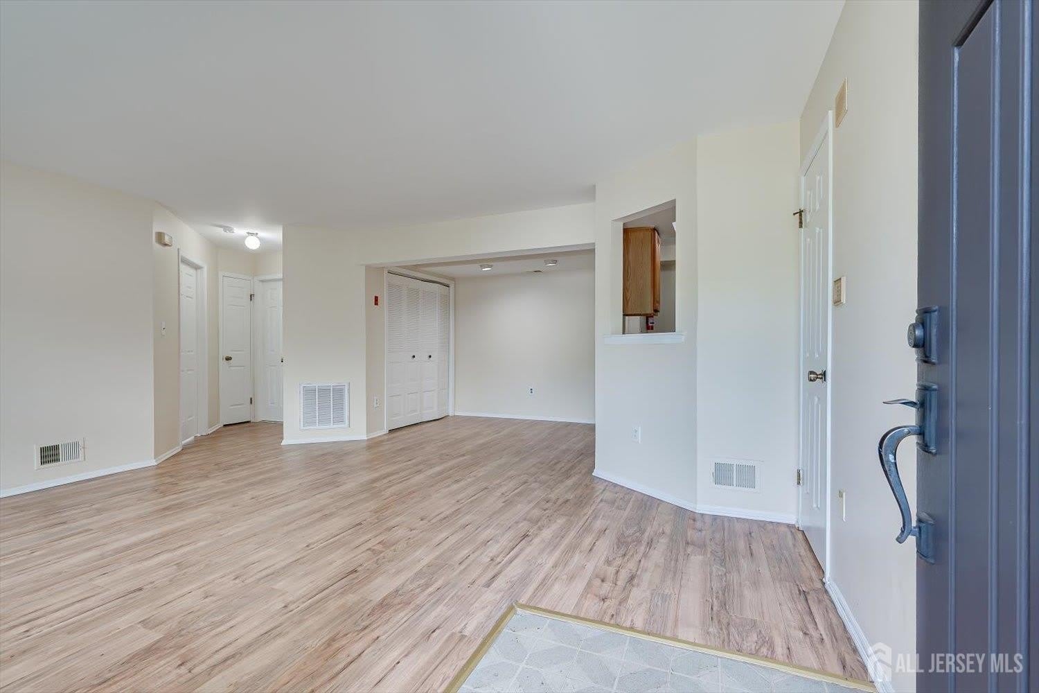906 Montague Avenue – photo 3