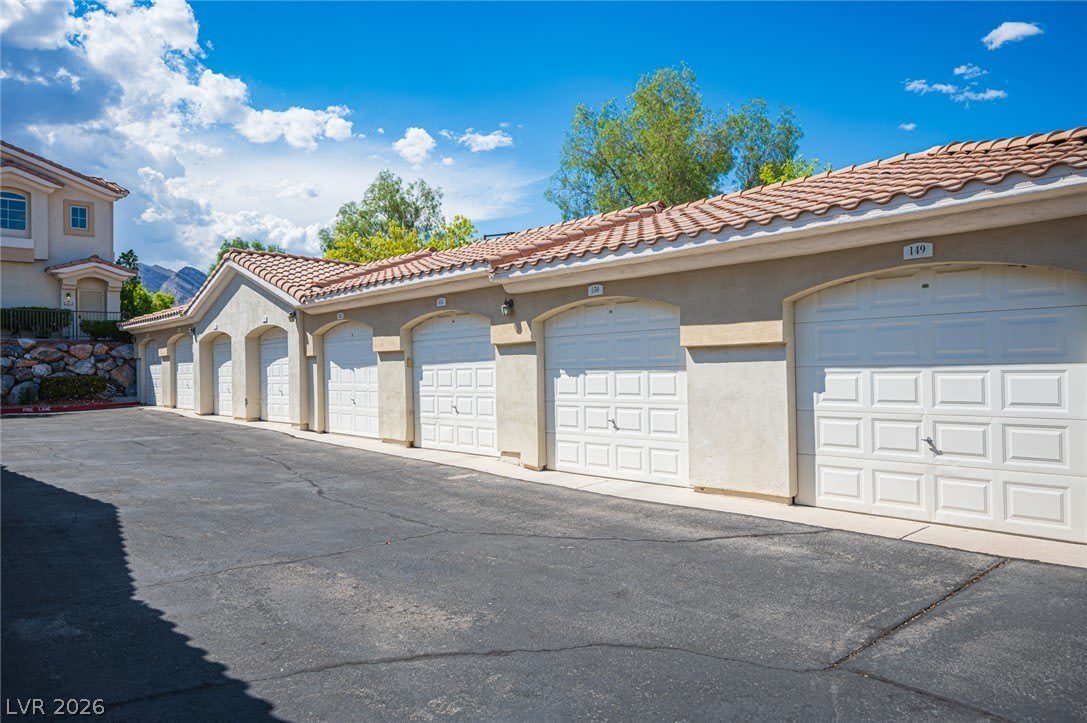 10211 Red Pueblo Place – photo 2
