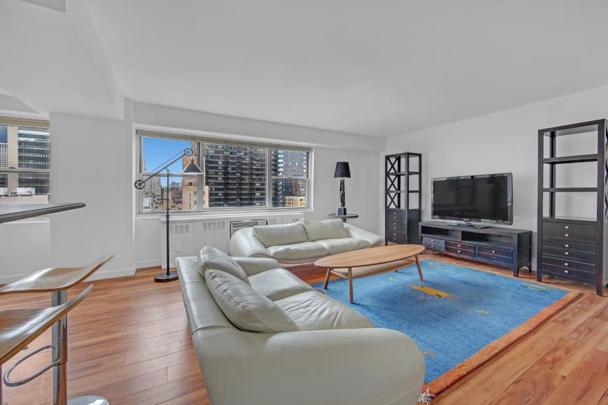 333 East 46th Street – photo 2