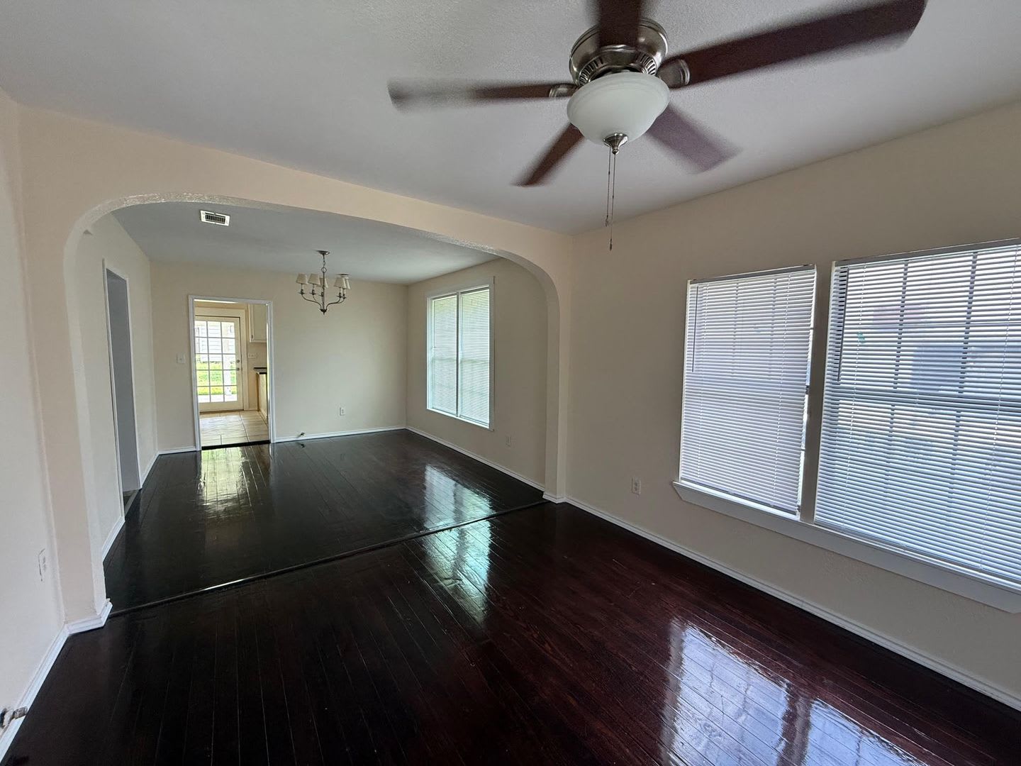 2202 Burnett Ave – photo 3