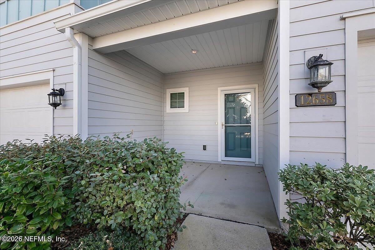 12658 JOSSLYN Lane – photo 2
