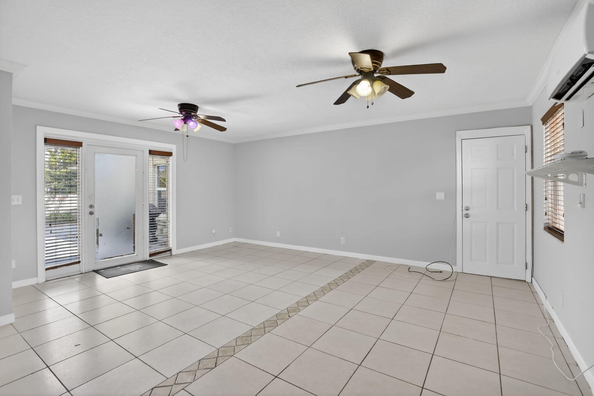 711 NE 14 Street – photo 5