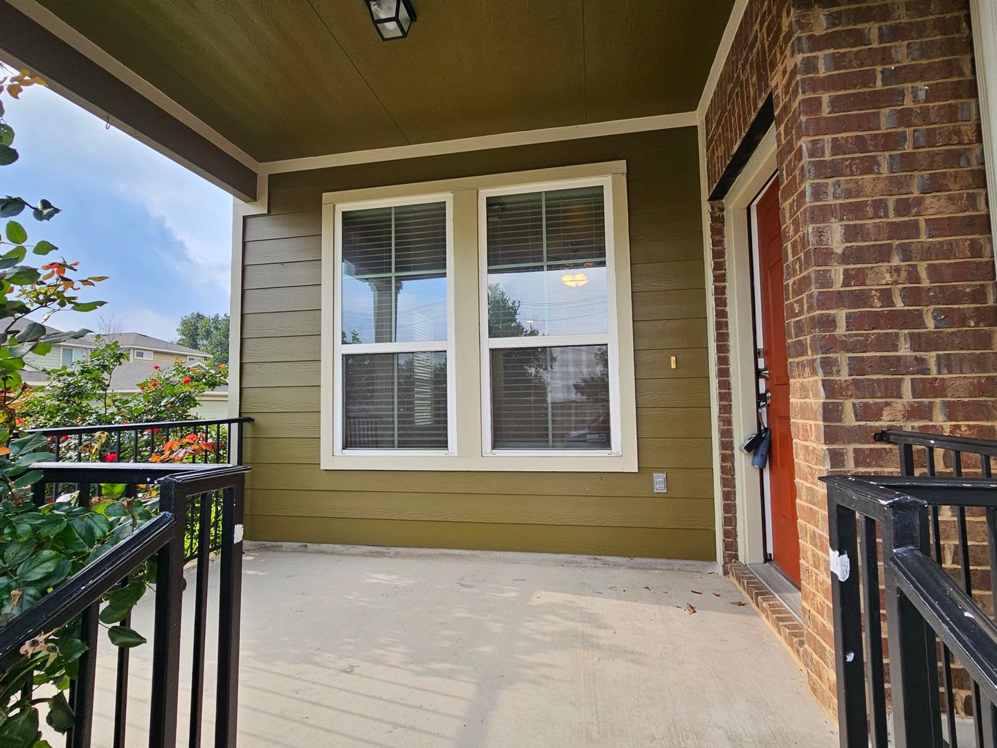 Beautiful Two-story 3 bed / 2.5 bath Home in Cedar Park – photo 3