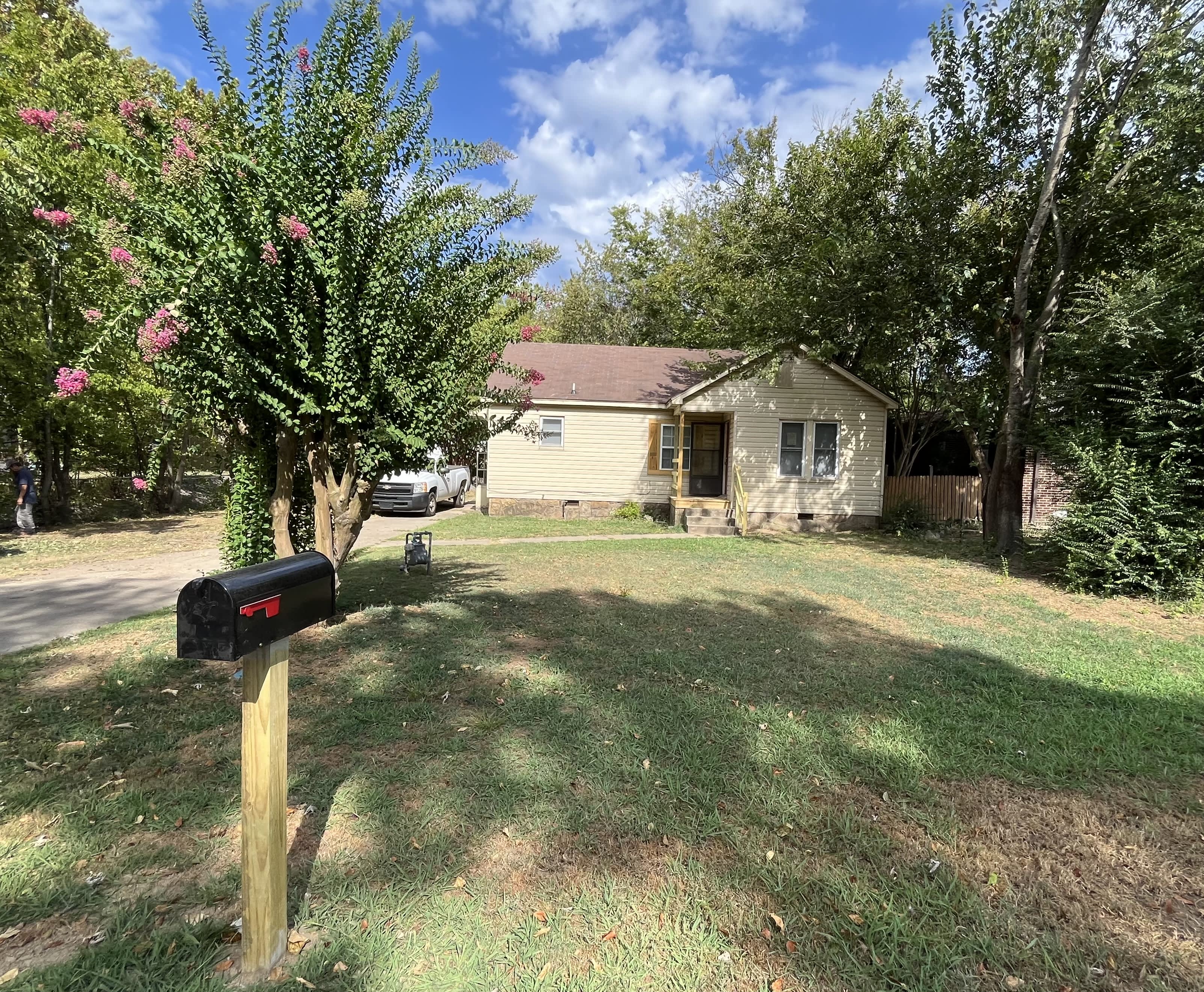 1220 N 35th St – photo 1