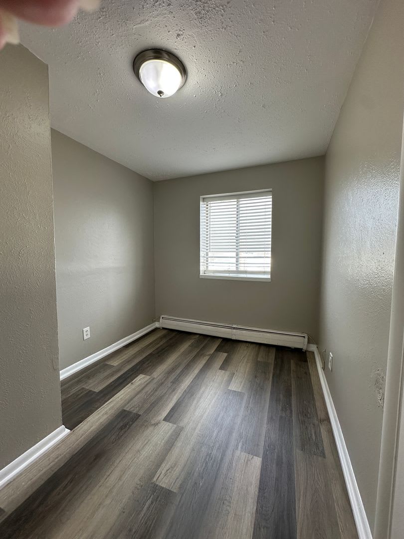 631 N 3rd St – photo 5