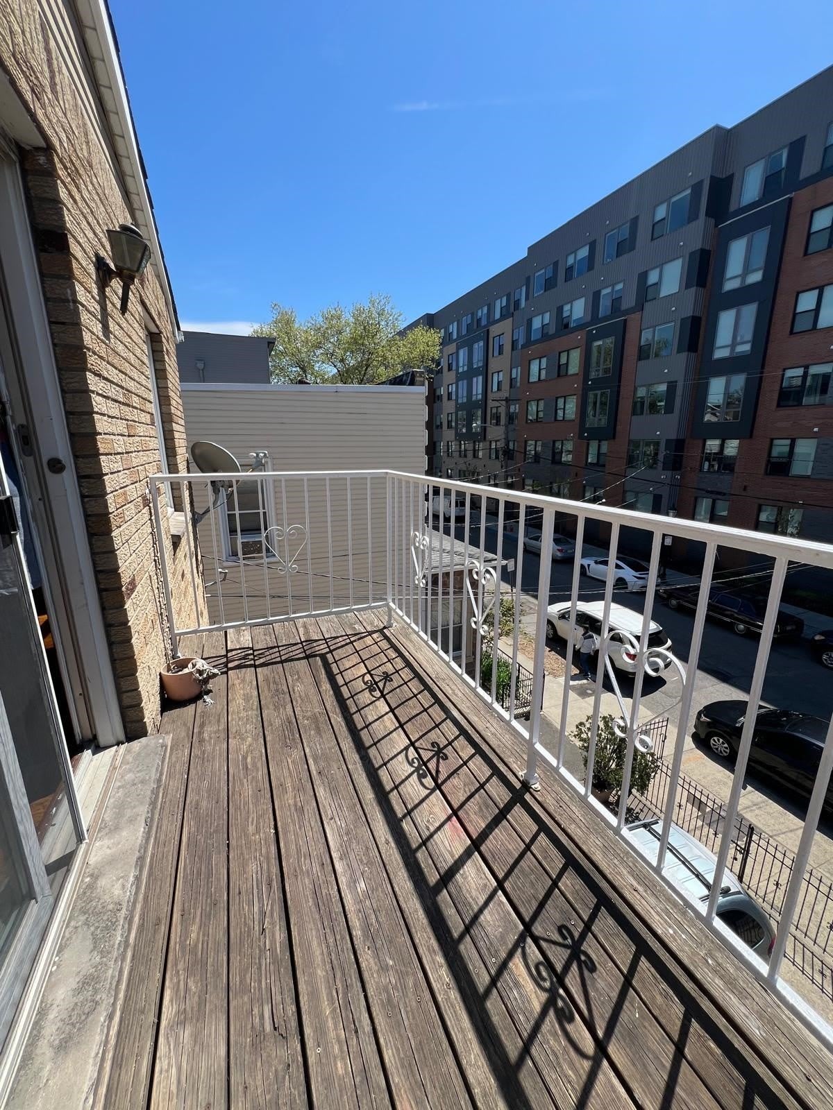 52 YALE AVE – photo 4