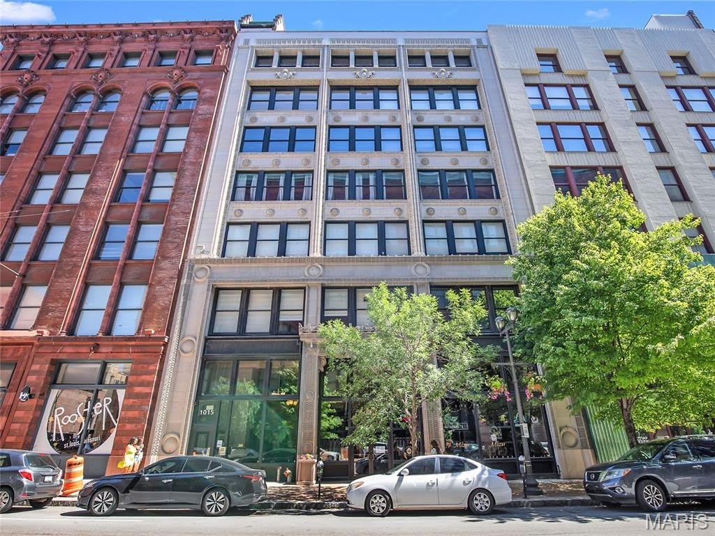 1015 Washington Avenue – photo 1