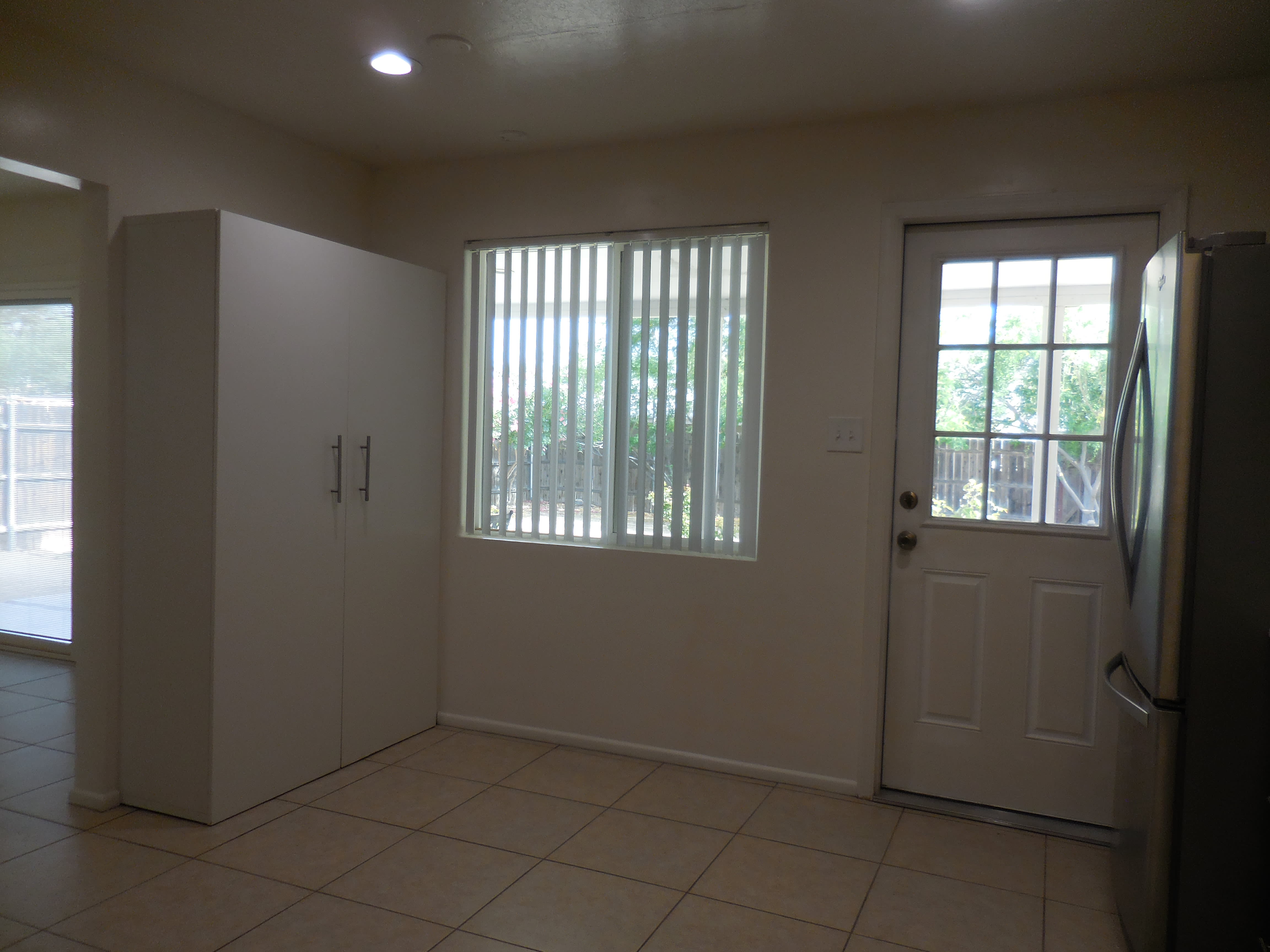 1305 E Don Carlos Ave – photo 4