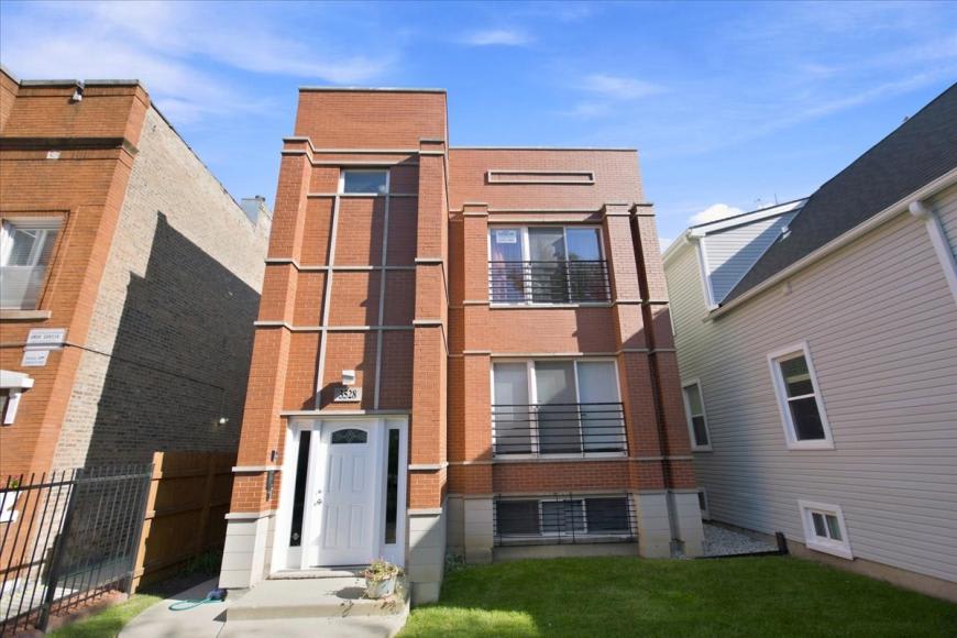 3528 W Shakespeare Ave – photo 1