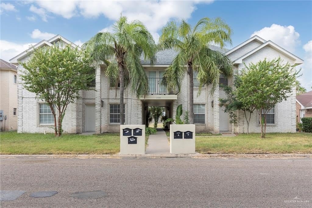 2104 Kimberly Lane – photo 1
