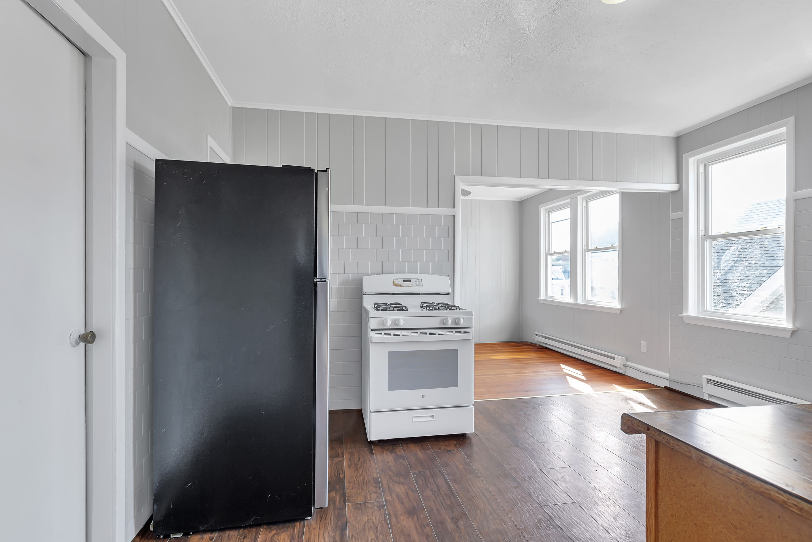111 Pocasset Ave – photo 3