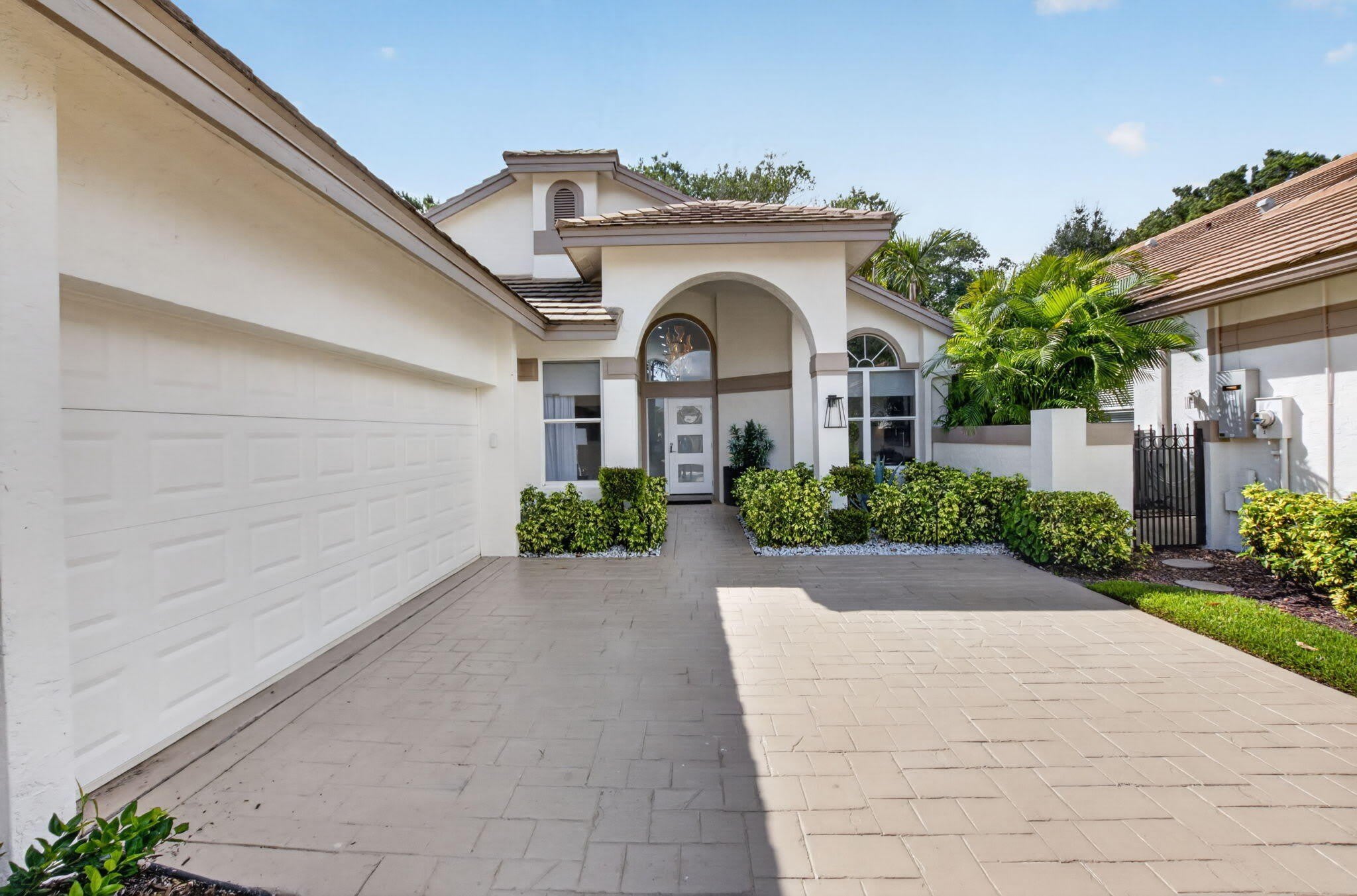 5372 NW 21st Avenue – photo 5