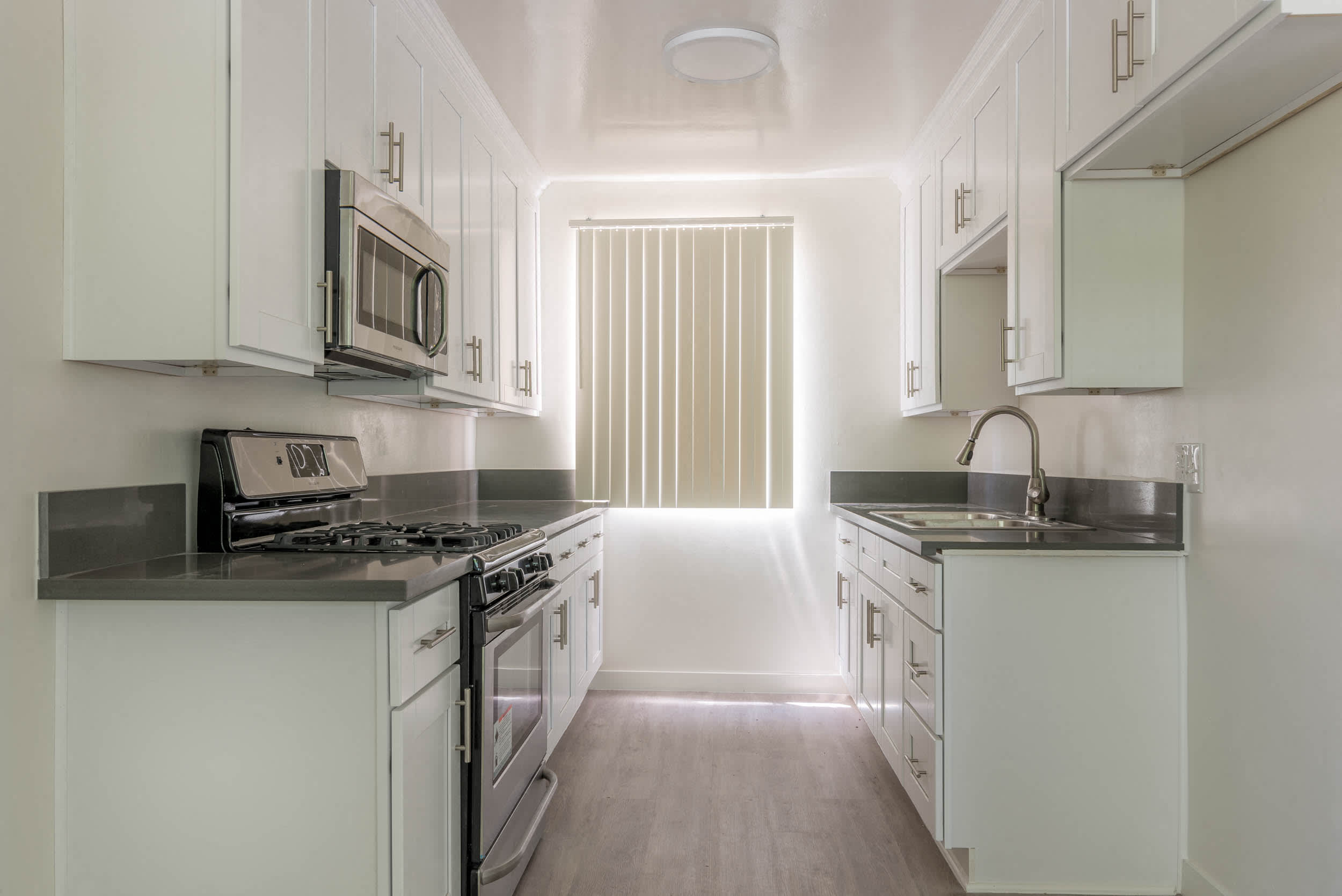 7554 Norton Apartments – photo 3