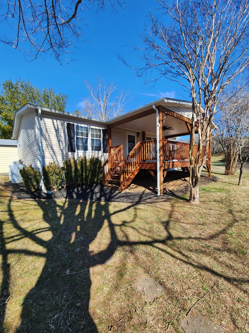Black Mountain Rental with Garage! – photo 3