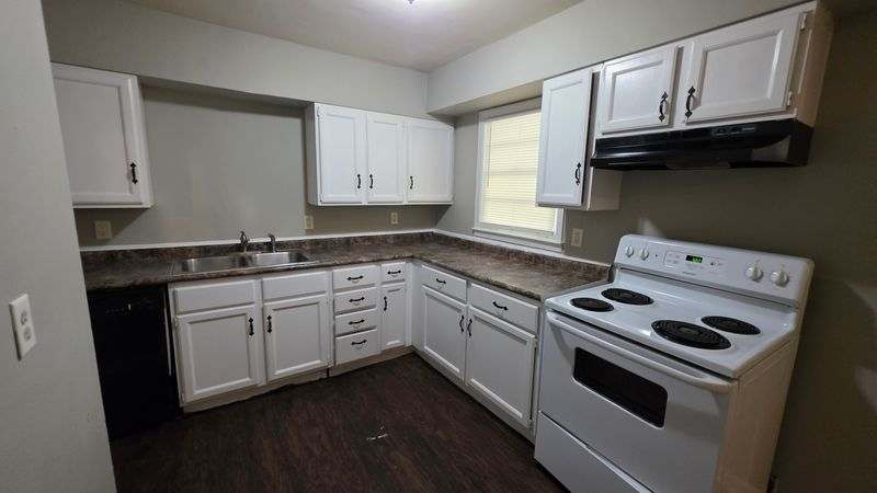 1597 Lewellen Rd – photo 5