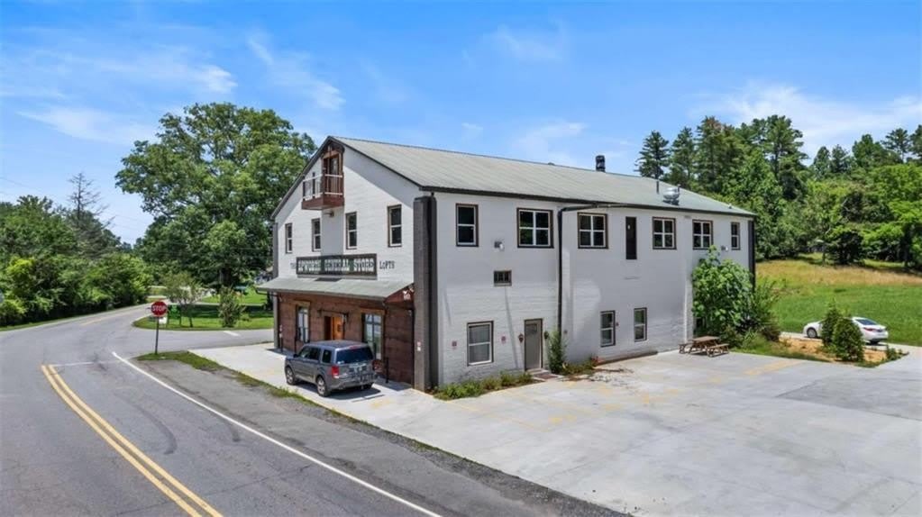 610 Madola Road – photo 2