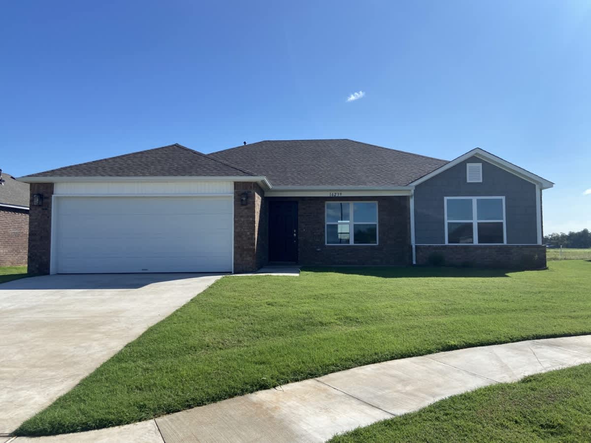 16239 South 88th East Avenue – photo 1