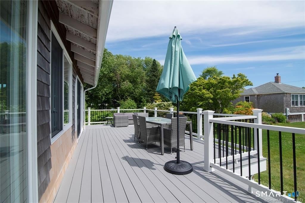 71 Noyes Avenue – photo 5