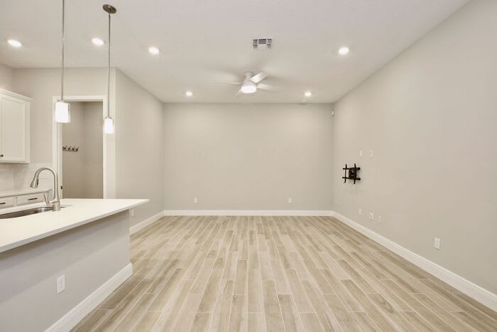 6491 Cyrils Drive – photo 5