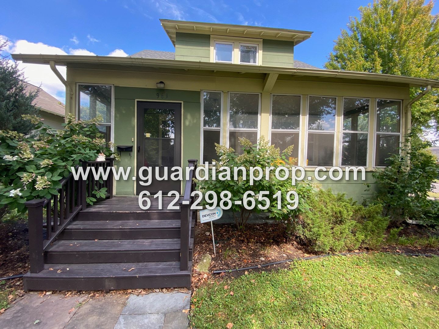 House On Corner Lot Available October 1St Updated Kitchen Bath Fenced Yard Back Deck 2 Car Garage – photo 1