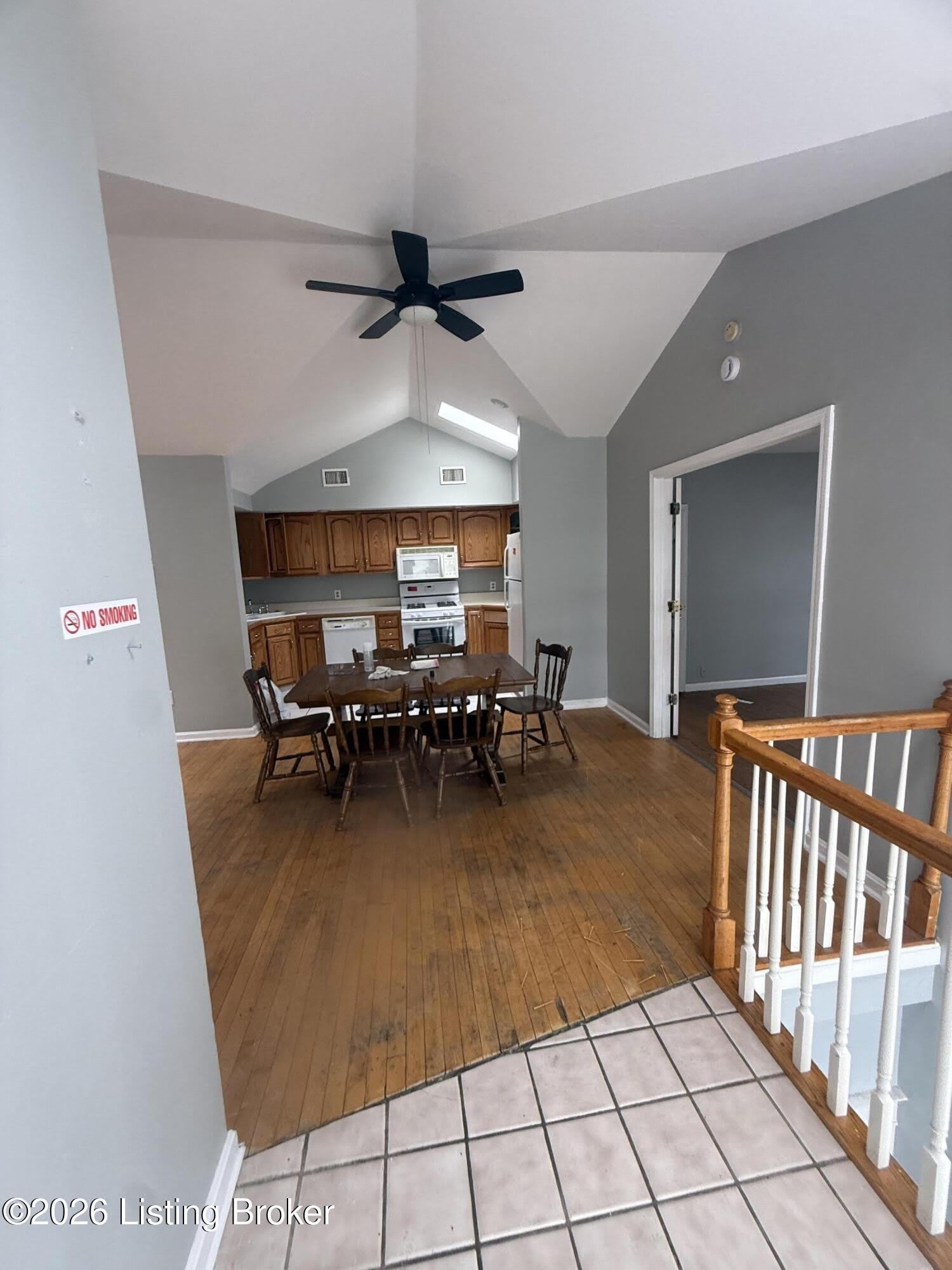 112 E Woodlawn Ave – photo 3