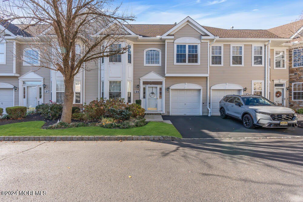 196 Shinnecock Drive – photo 2