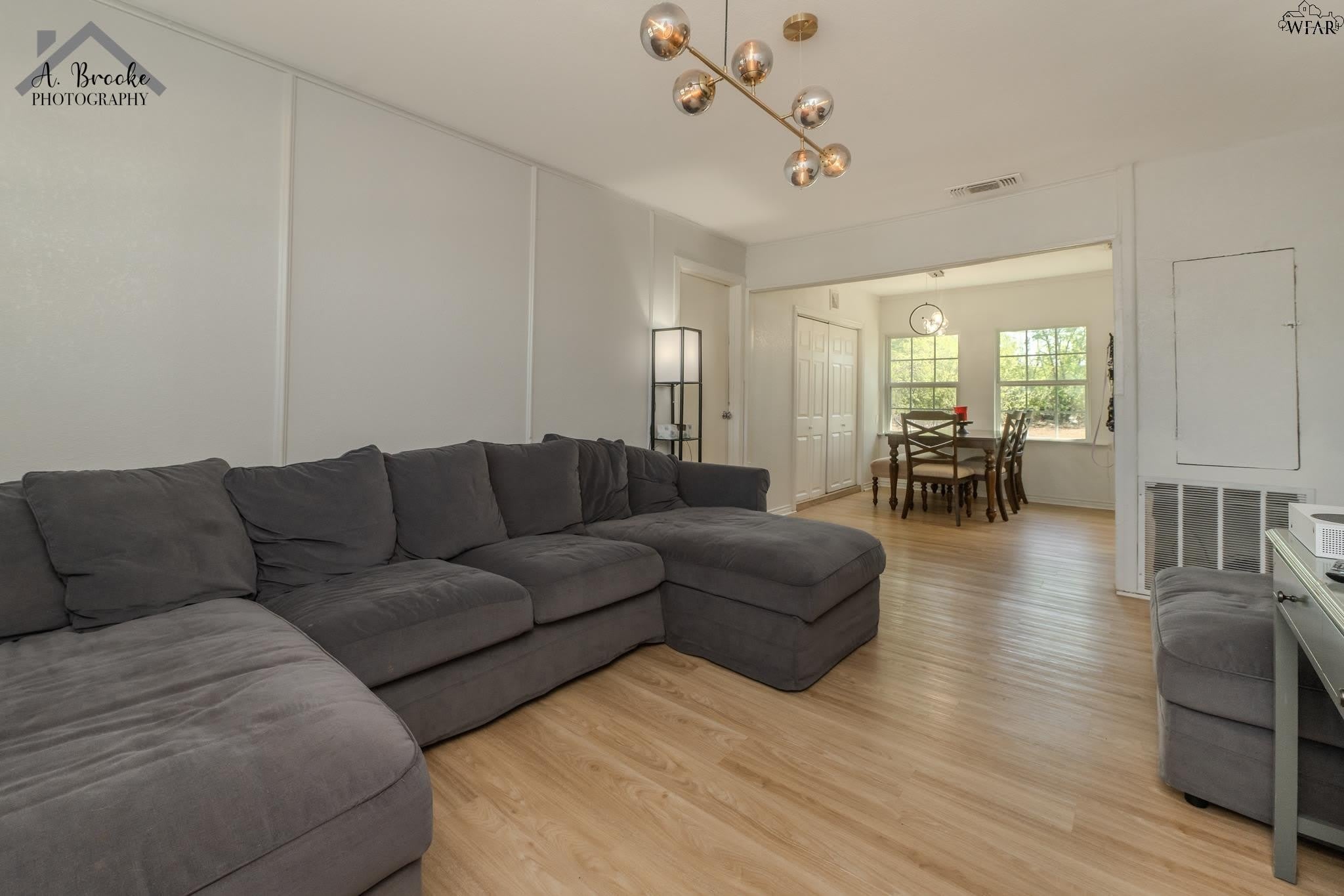 1421 Newhaven Road – photo 5