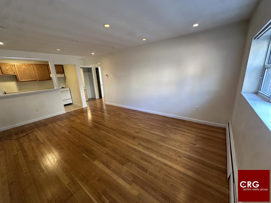 33-34 Gardner St. – photo 2