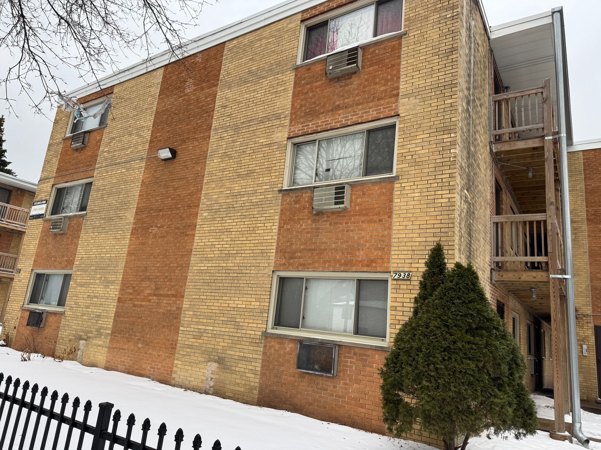 7949 S Winchester Ave – photo 2