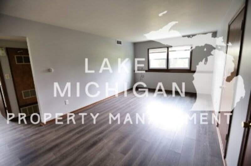 2063 Andrew Street Se – photo 4