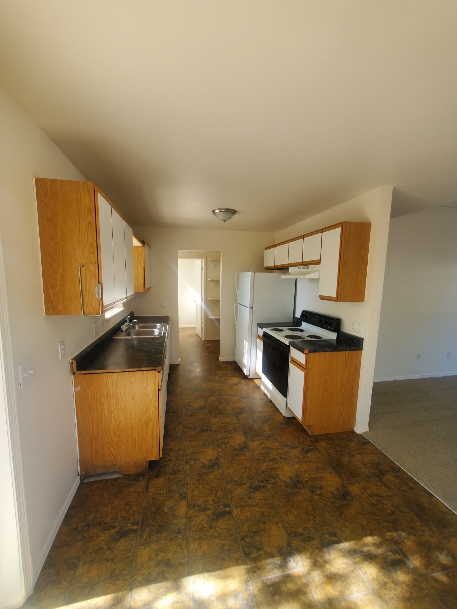 632 1/2 Colony Road – photo 4