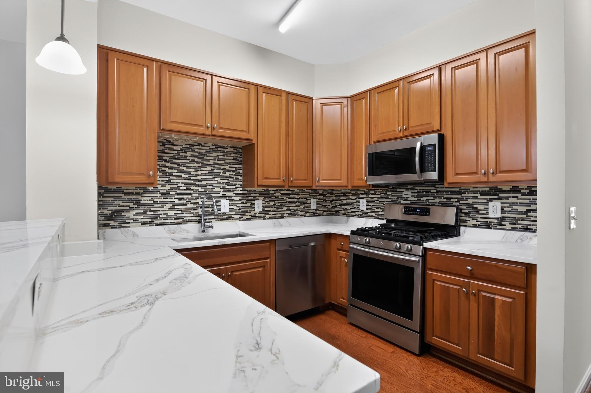 13945 HOLLOW WIND Way – photo 4
