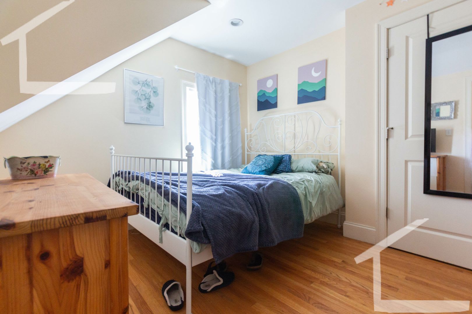 Charming 4 Bedroom No Broker Fee – photo 5