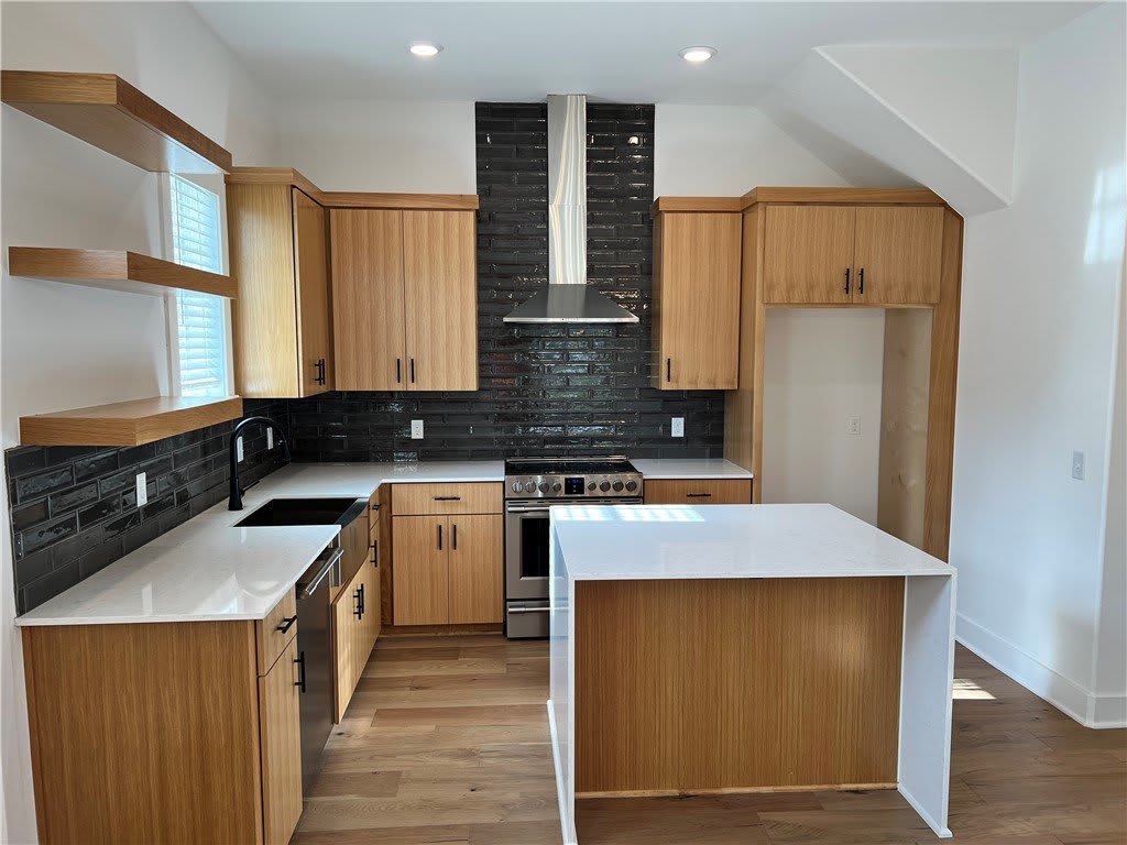 5456 Hackett Street – photo 5