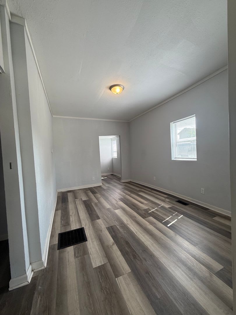 Cozy & Updated 1 Bedroom – photo 2