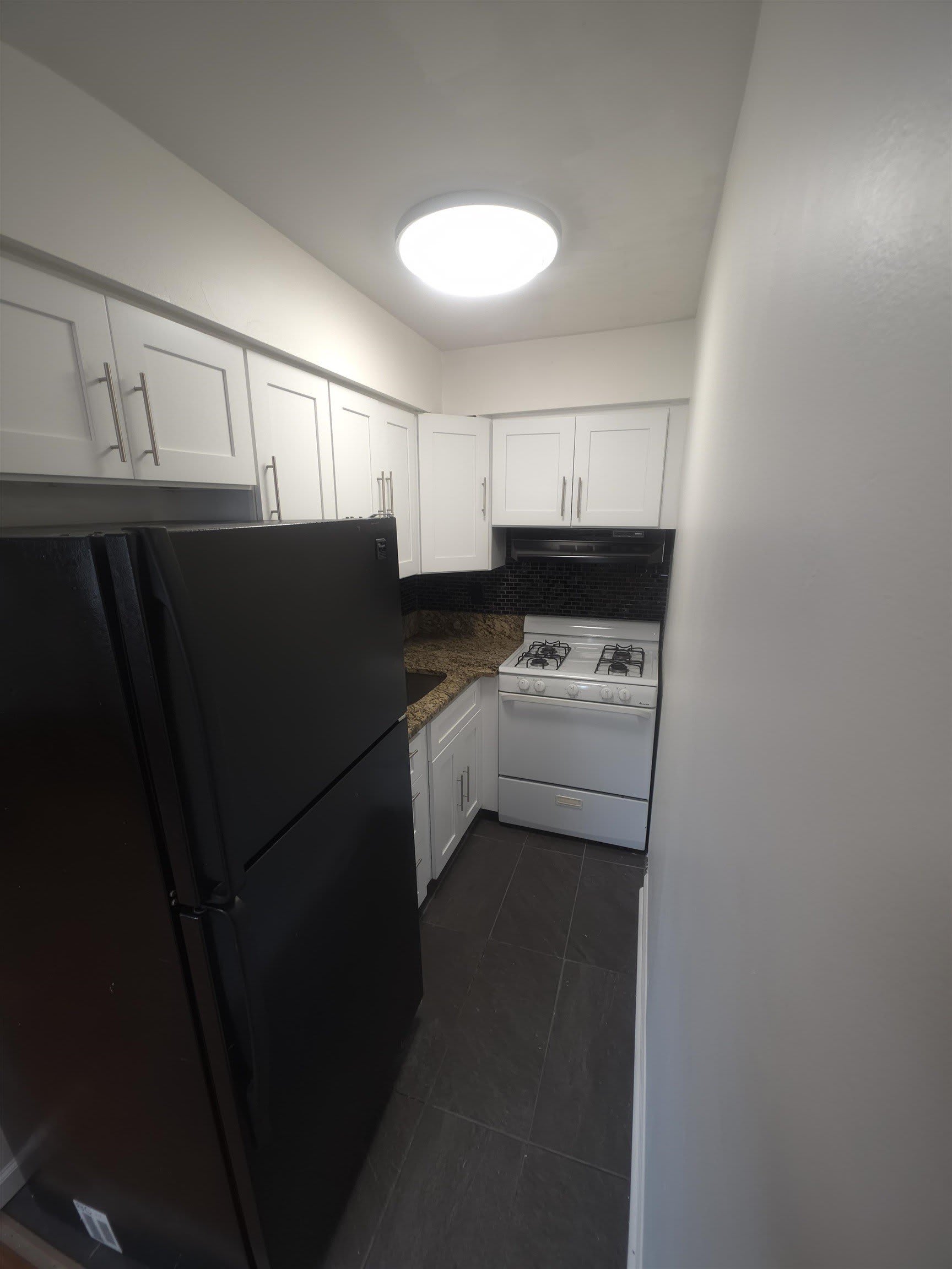 4325 MEADOWVIEW AVE – photo 5