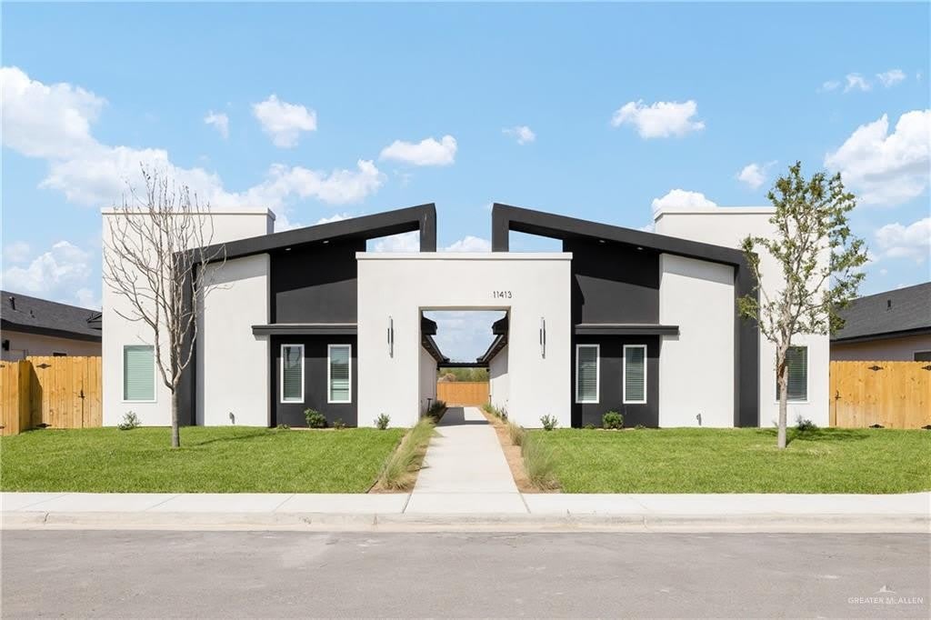 11413 N 25th Street – photo 1