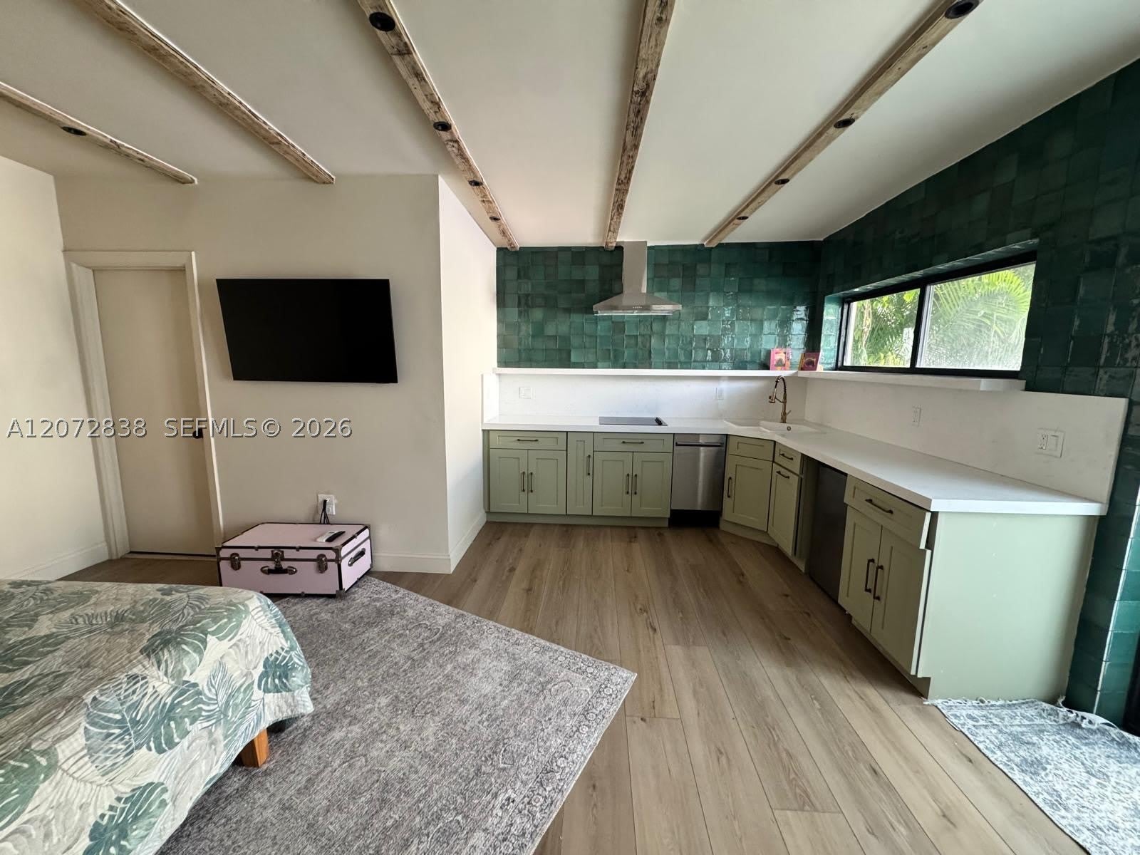 23 NE 46th St – photo 5