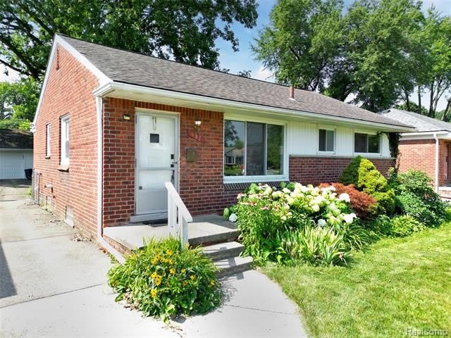 437 W Sunnybrook Drive – photo 3