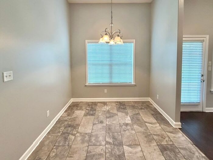 8618 Ainsley Cove – photo 4