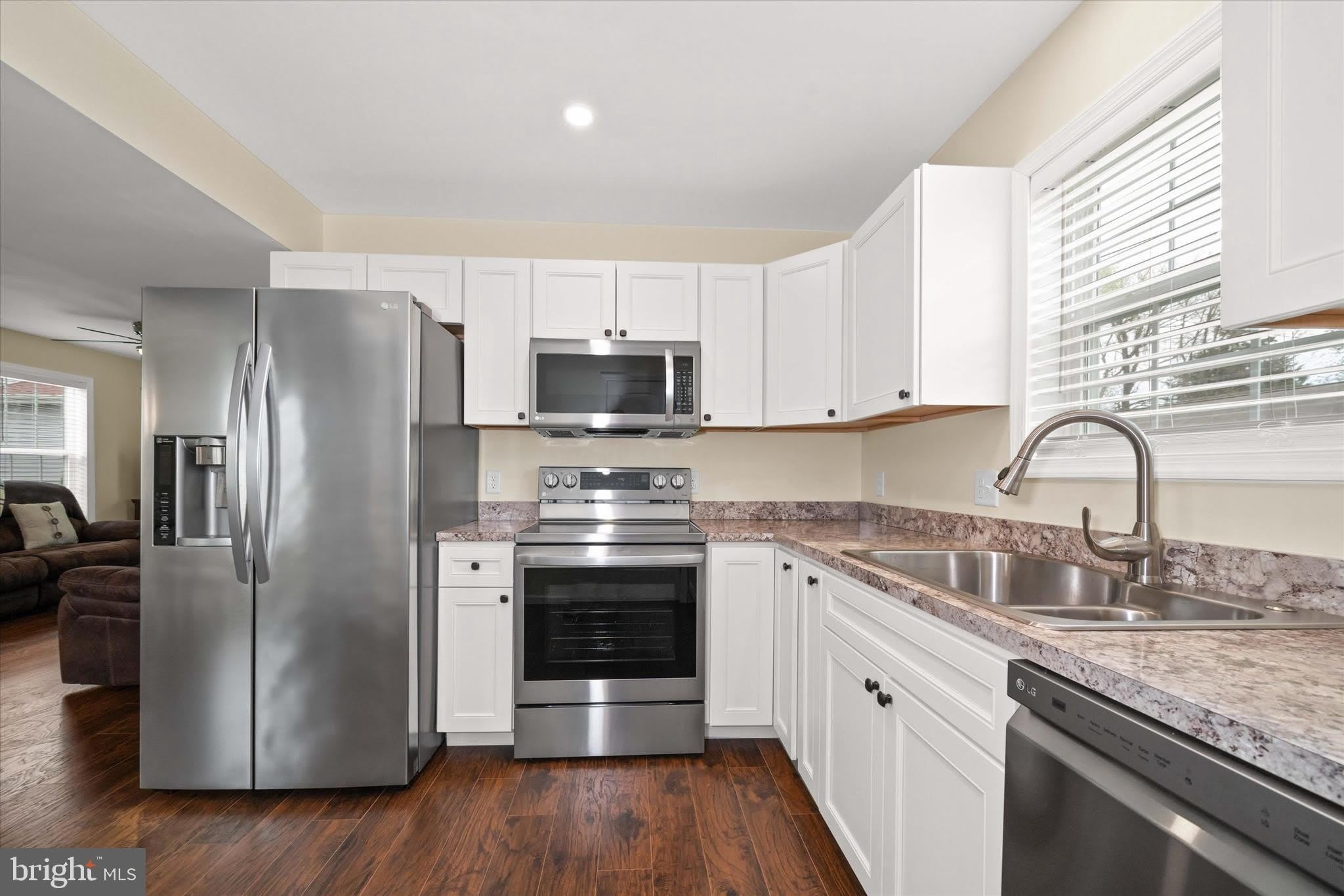 5 HILLSIDE Avenue – photo 3