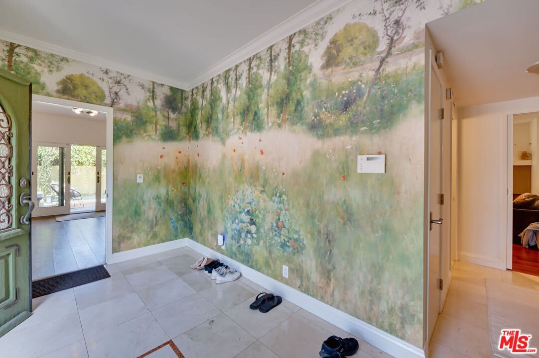 1902 Granville Ave – photo 5