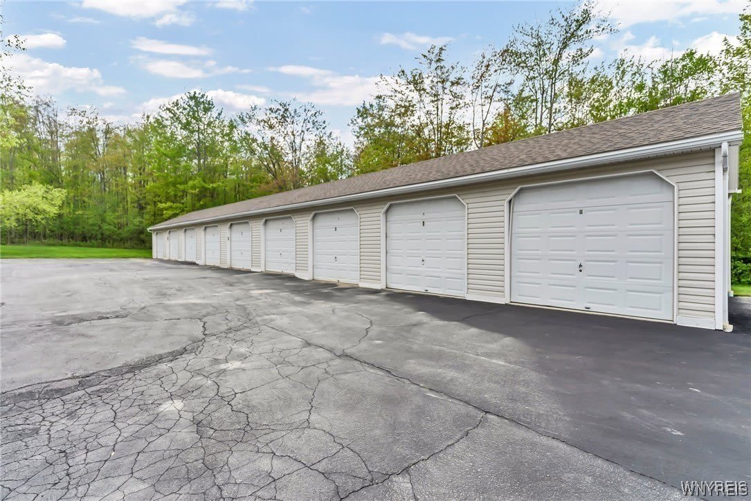 6632 Erie Road – photo 4